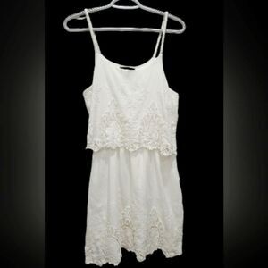 Romeo & Juliet Couture White Lace Dress